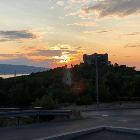 Apartment Zeljkica - Villa Sunce Сен Екстериор снимка
