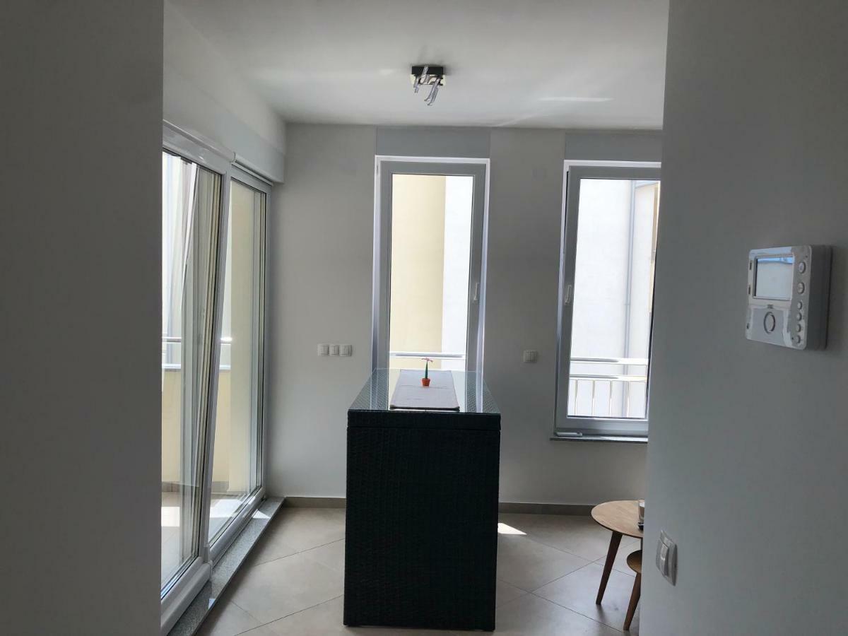 Apartment Zeljkica - Villa Sunce Сен Екстериор снимка